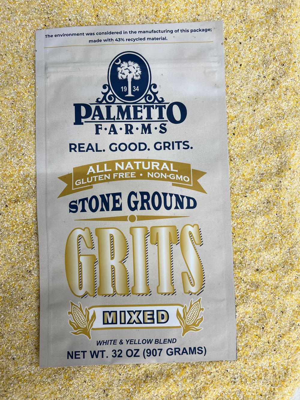 Palmetto Farms serving bowl of creamy grits ready to eat for comforting meals