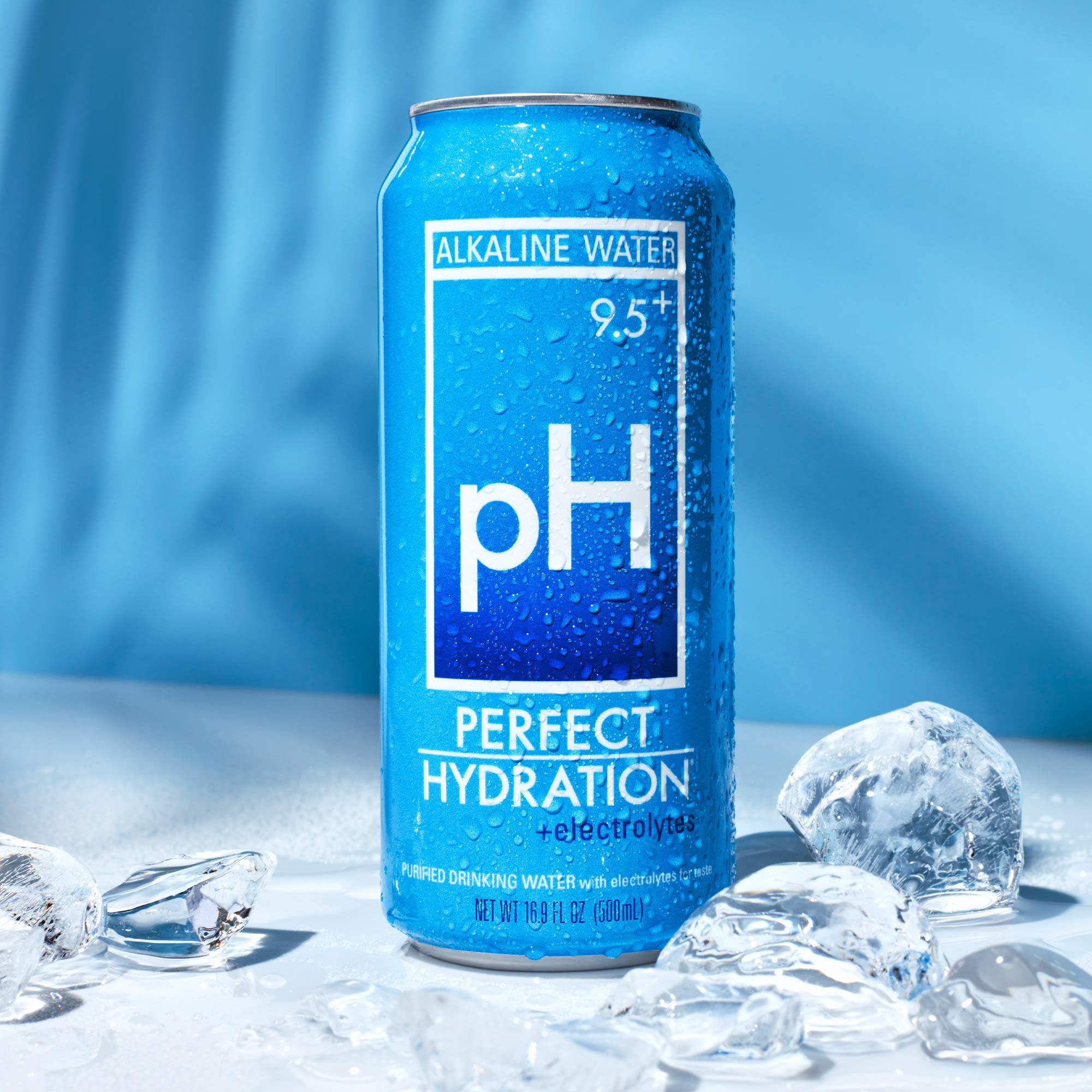 Perfect Hydration splash close-up showing water clarity and crisp mouthfeel benefit