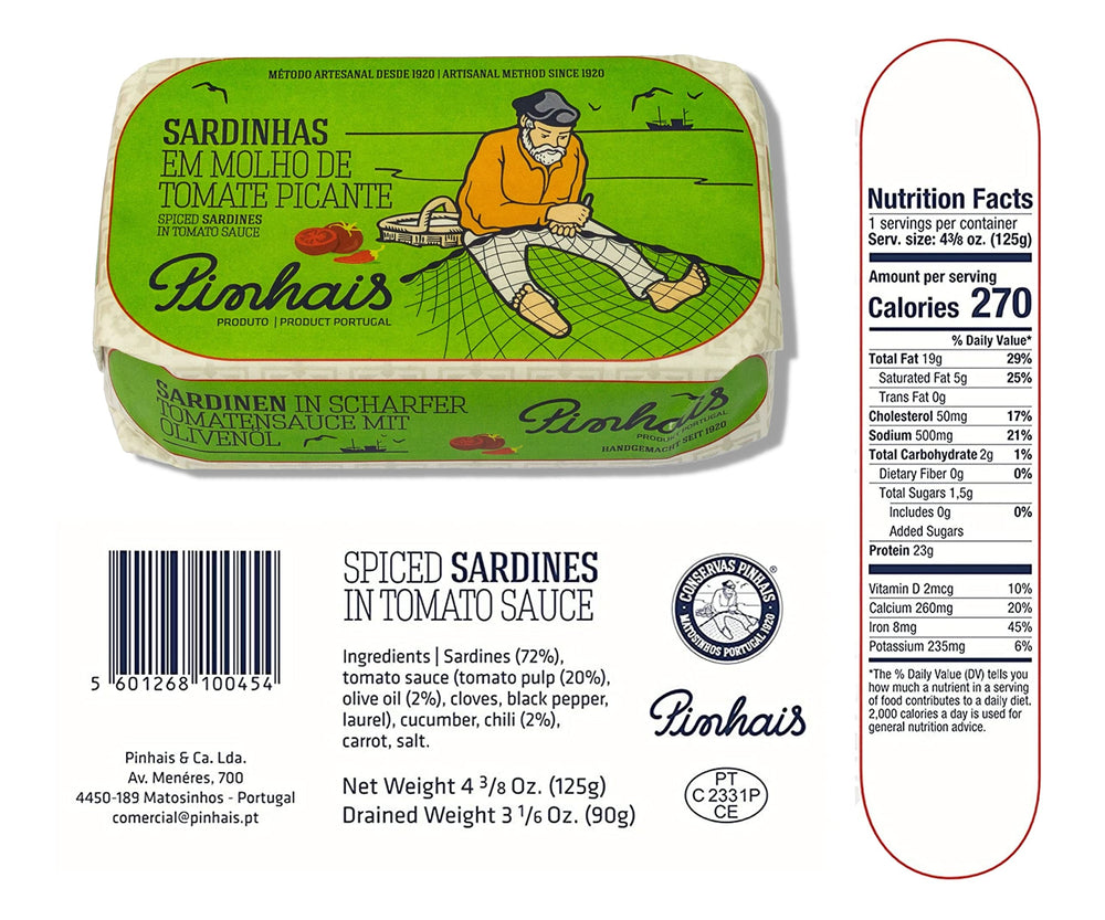 Pinhais tomato sauce regular open tin with bright tangy sauce visible