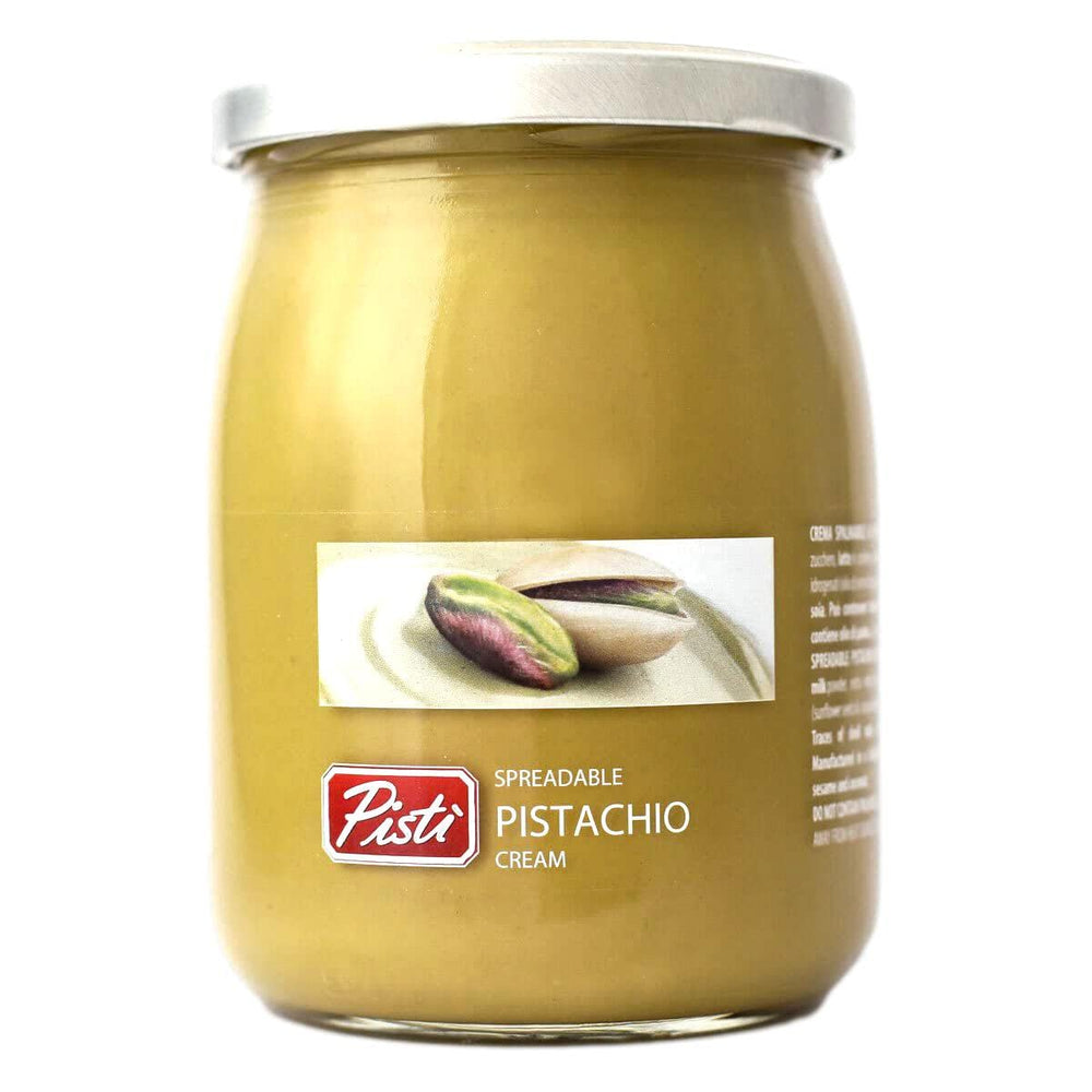Pistì close-up cream texture highlighting smooth spreadability and richness