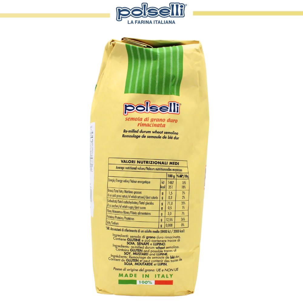 POLSELLI semola dough in hands demonstrating elasticity and easy shaping benefit