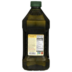 Close-up olive oil texture from Pompeian showing smooth consistency benefit