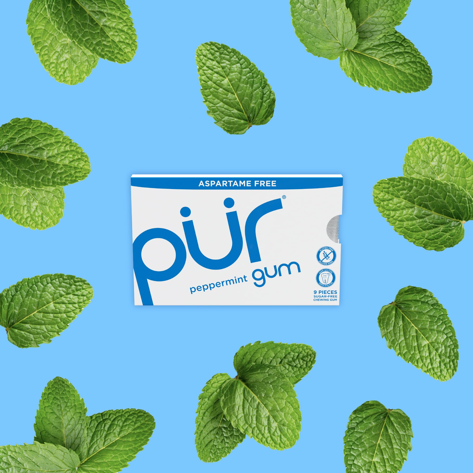 PUR Gum single piece detail highlighting texture and bright peppermint benefit