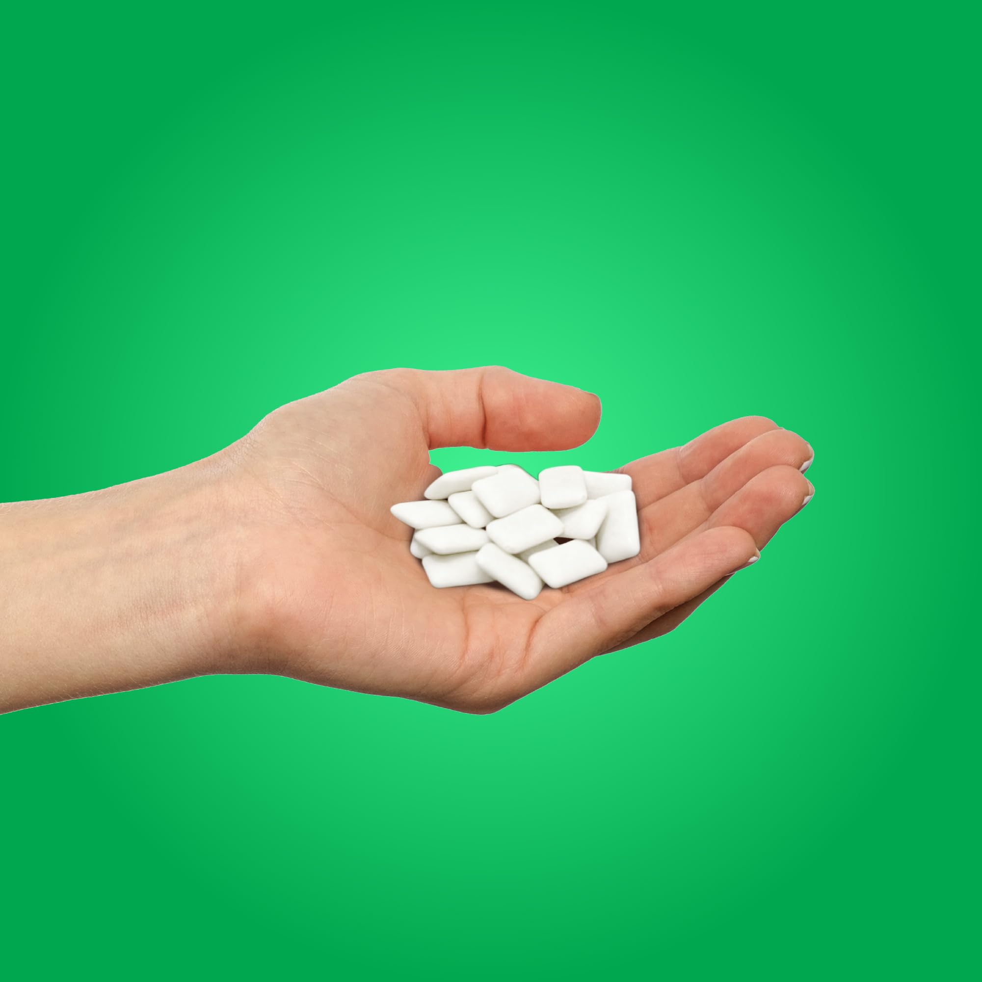 PUR Gum spearmint blister strip close-up highlighting sealed packs and portability