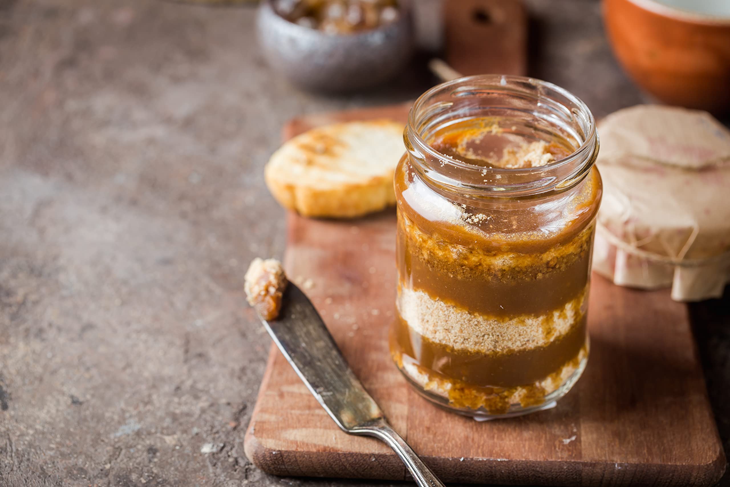 PURE ORIGINAL INGREDIENTS gum arabic mixed into syrup in a bowl demonstrating improved gloss and stability for recipes