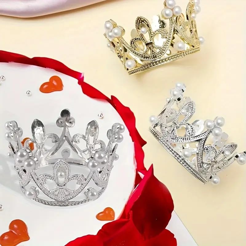Qhinaster crowns styled on a wedding table offering glamorous event decoration