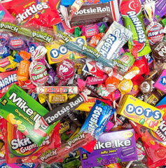 QUEEN JAX front of pack showing 2 lb variety mix, ideal for party preparation