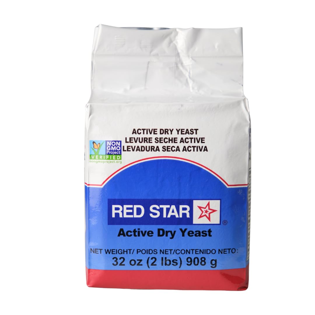 Red Star front packaging showing 2-pound value size and clear labeling for reliable baking