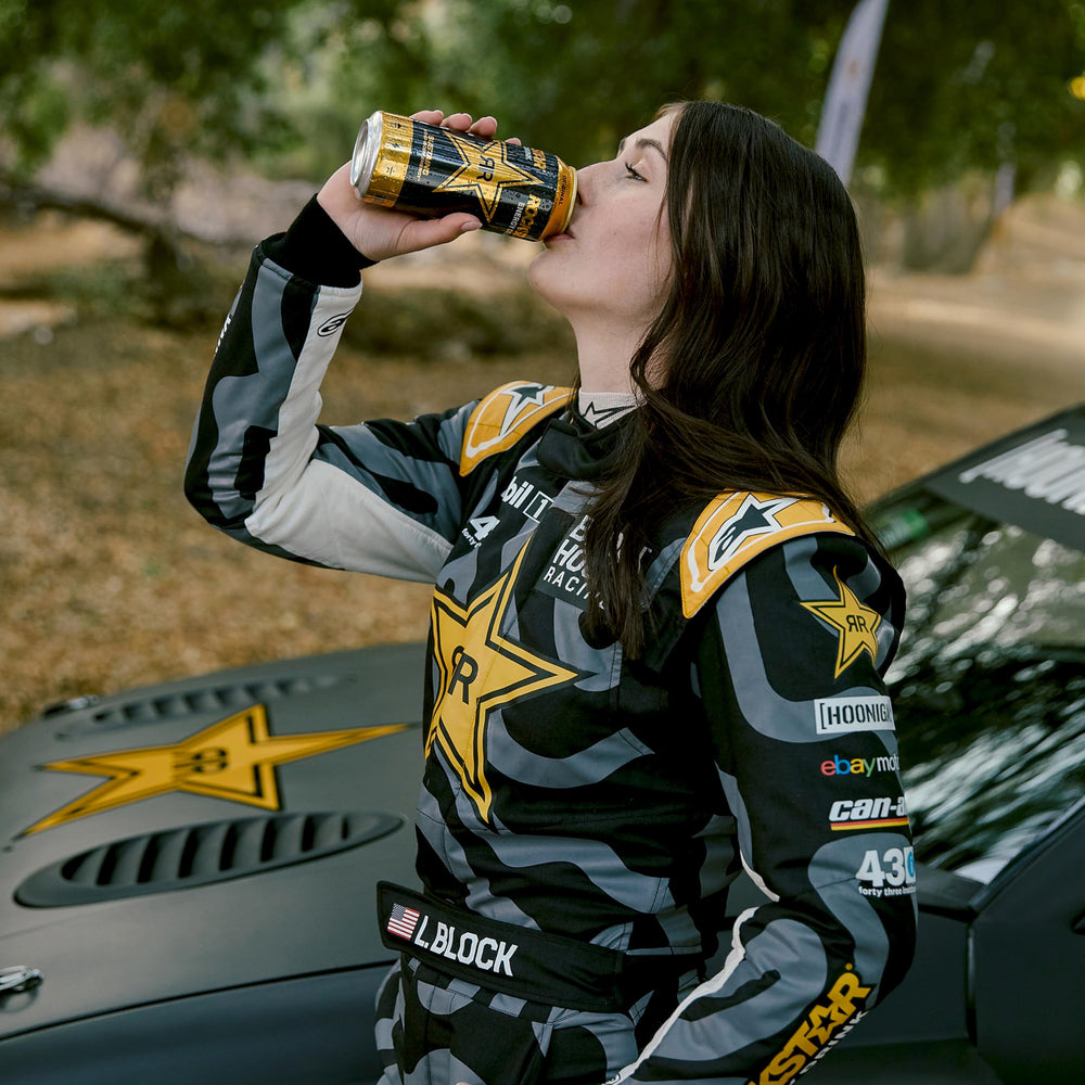Rockstar original carbonation bubbles close-up, shows lively texture and refreshment