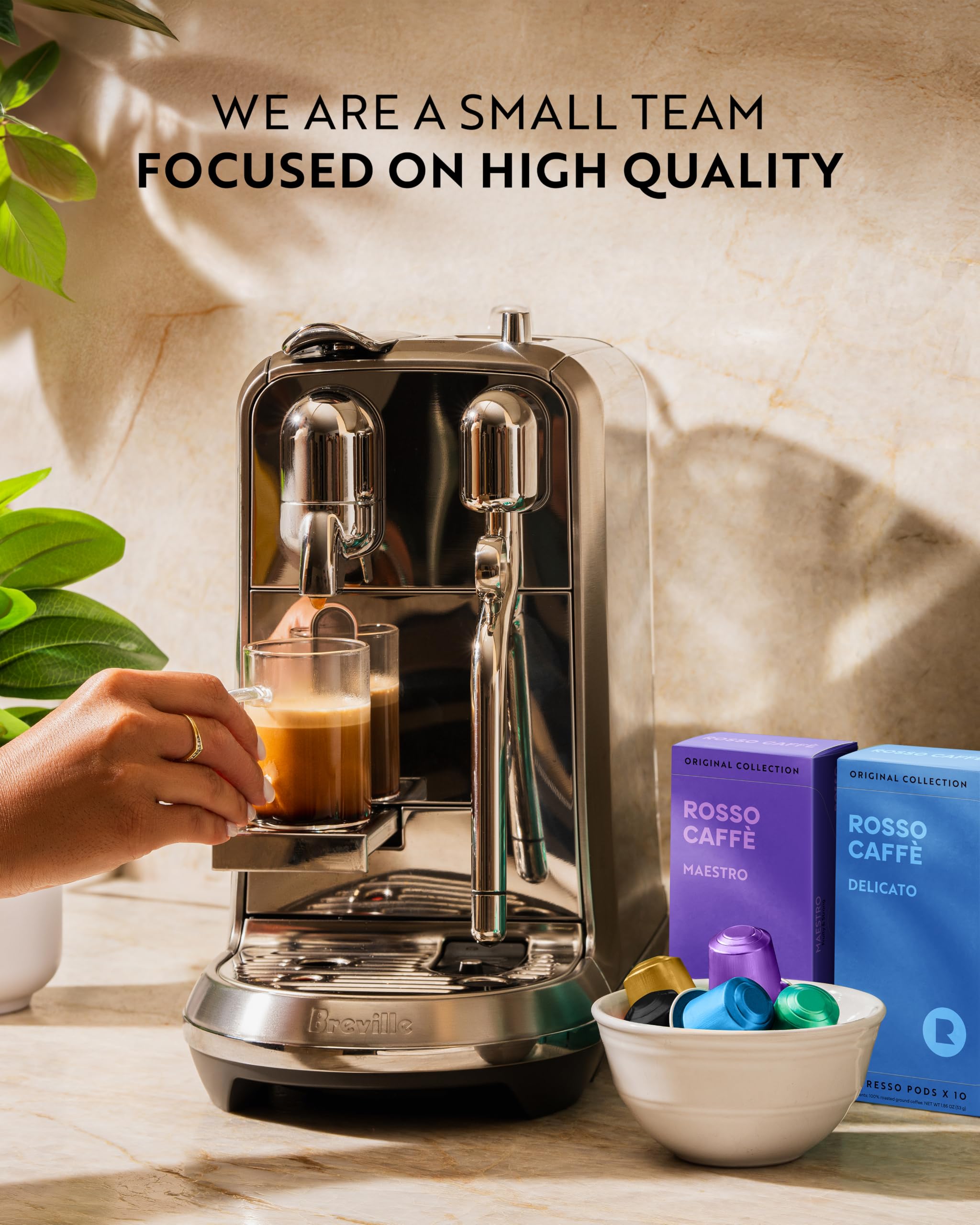 ROSSO CAFFÈ espresso pour with thick crema showing extraction quality