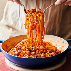Rustichella d'Abruzzo cooked spaghetti in bowl demonstrating firm al dente texture and ready-to-serve appeal