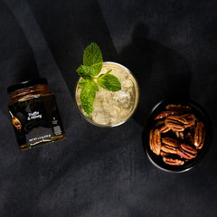 Sabatino Tartufi honey drizzling from spoon for finishing dishes benefit