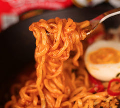 SAMYANG bulldark portion size comparison on scale, shows serving quantity