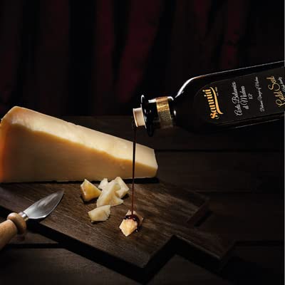 Close-up of Sanniti label emphasizing IGP authenticity and premium quality benefit