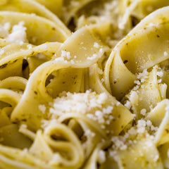Sanniti ingredients label detail showing corn flour and artisanal origin benefit