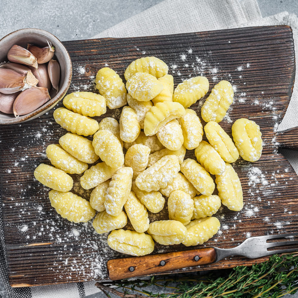Sanniti ingredients potatoes and rice flour displayed emphasizing gluten-free, authentic composition