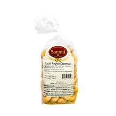 Sanniti taralli on charcuterie board enhancing cheese pairing