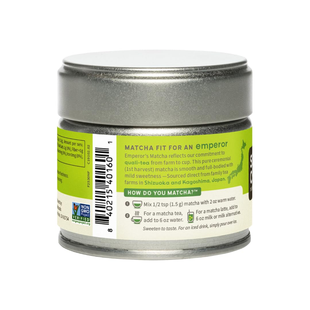 Sencha Naturals powder close-up showing ultra-fine texture and vibrant color