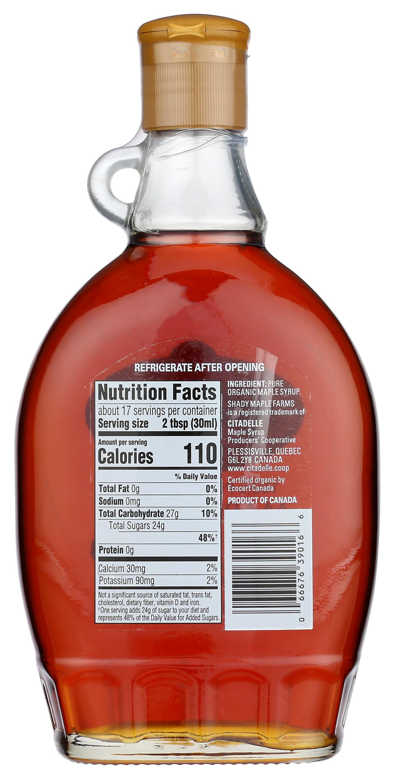 Shady Maple Farm label close-up highlighting Grade A Dark and ingredient clarity