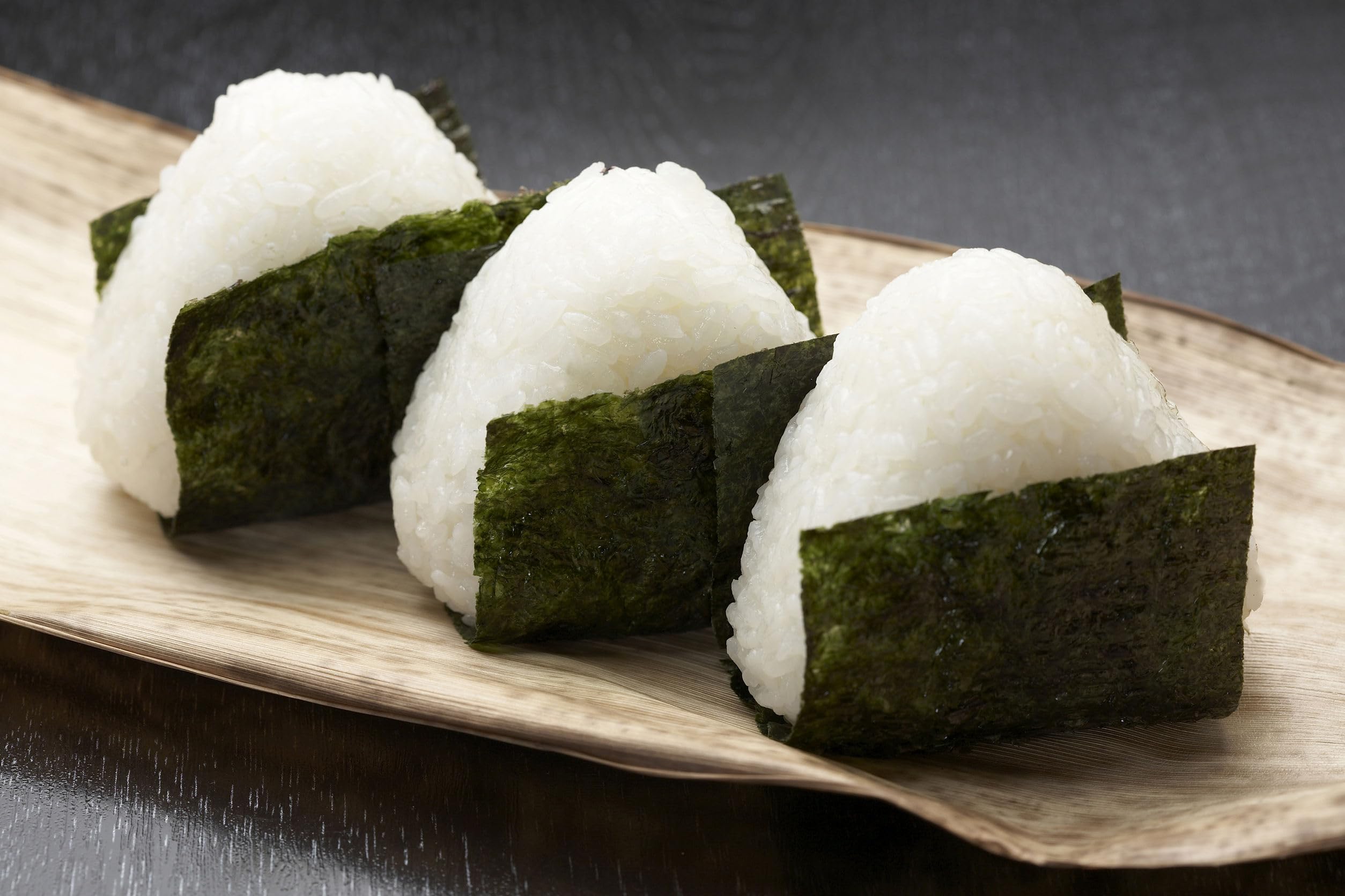 Shinmei Sanchi Gensen rice bowl with toppings showing versatile use