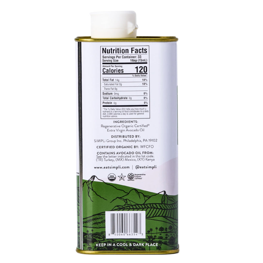 SIMPLi pouring oil texture close-up highlighting smooth finish and high-heat stability
