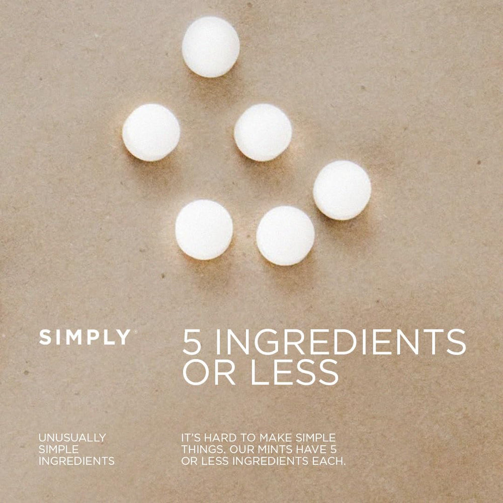 Close-up of a Simply Gum mint texture highlighting natural ingredients and pleasant mouthfeel