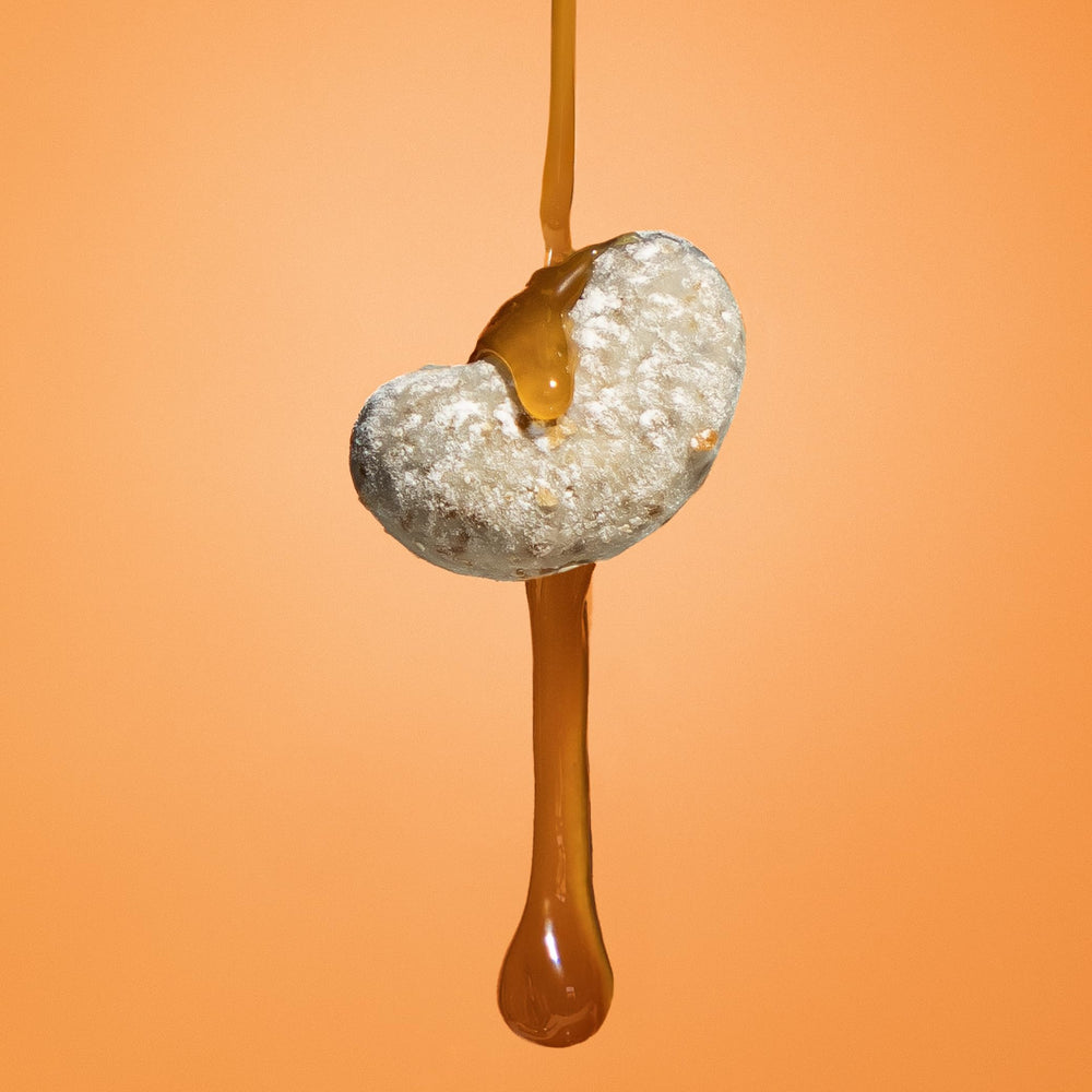 SKINNYDIPPED ingredients label closeup showing non‑GMO and gluten‑free benefit for clean eating