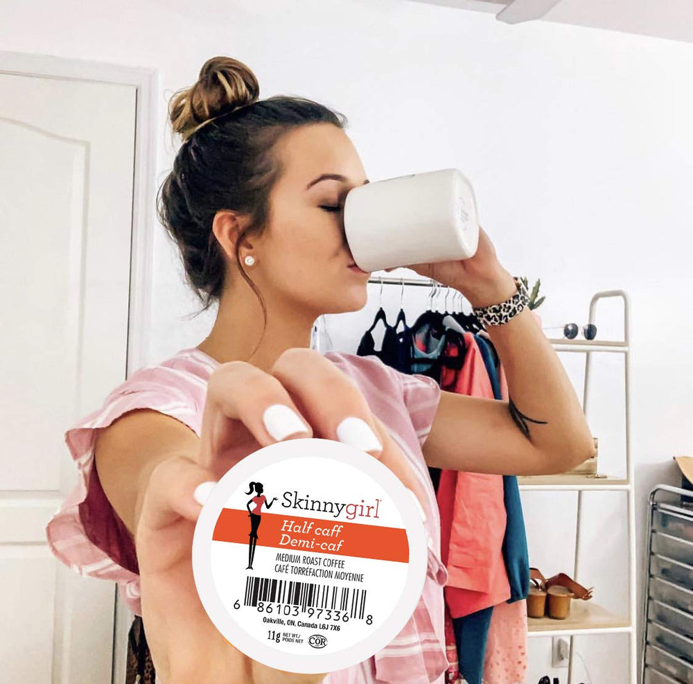 Skinnygirl label close-up showing Rainforest Alliance and ingredient benefits