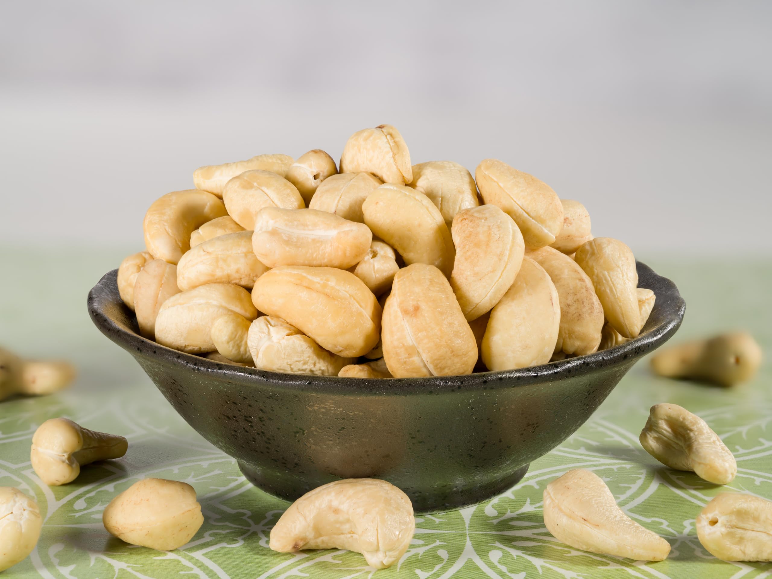 Smarty Stop cashews in wooden bowl ready to serve for convenient snacking benefit
