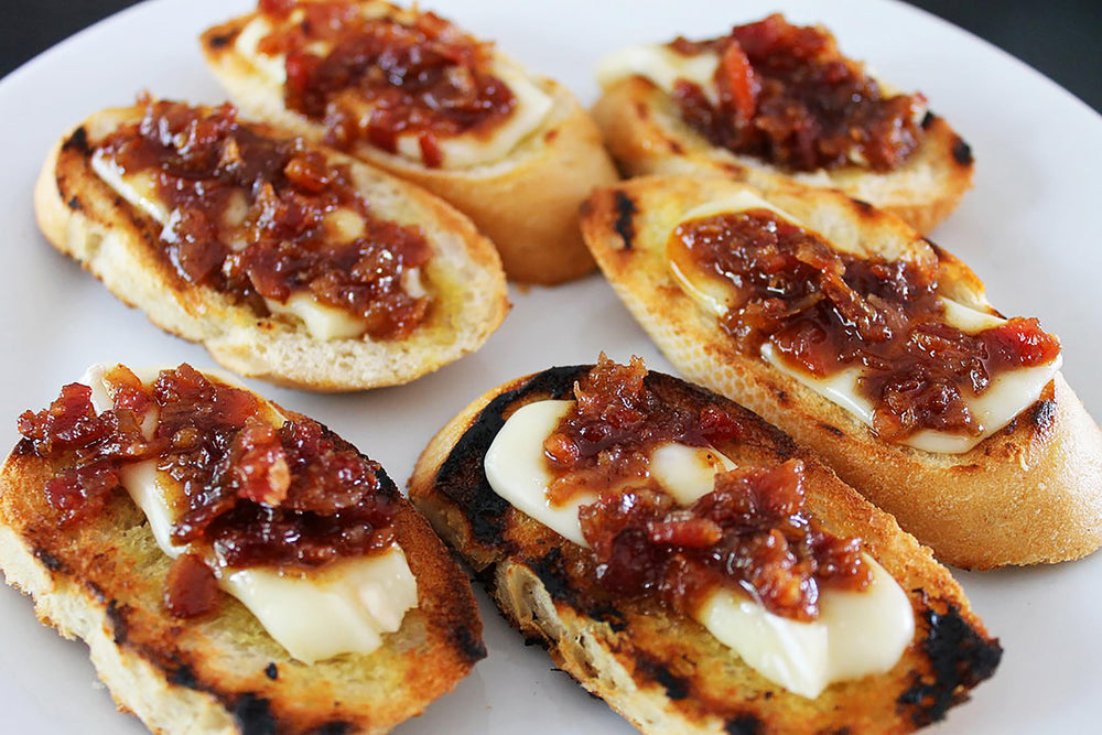 SMOKY MOUNTAIN SOUTHERN STYLE breakfast spread on toast for quick flavor lift
