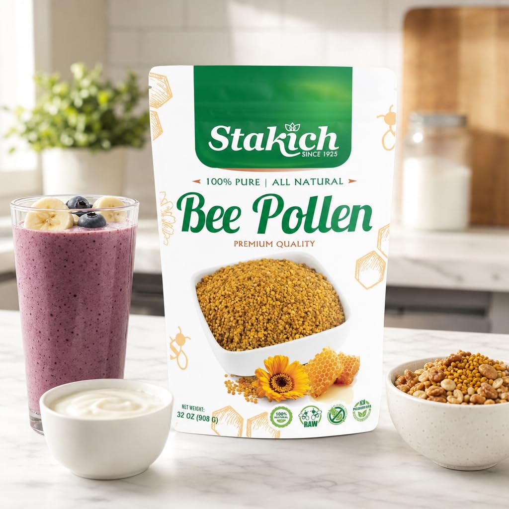 Smoothie bowl topped with Stakich bee pollen adding texture and nutrient boost