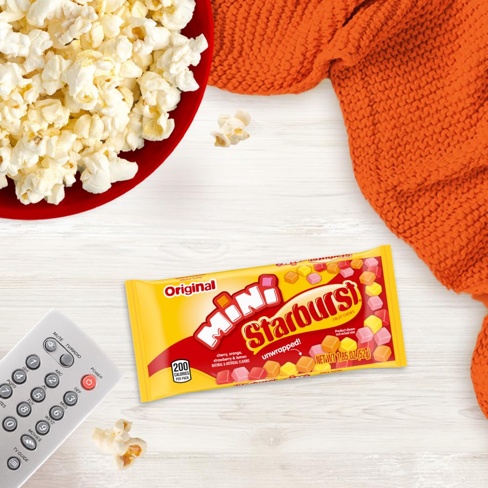 Starburst open pouch spilling minis illustrating quick access at events