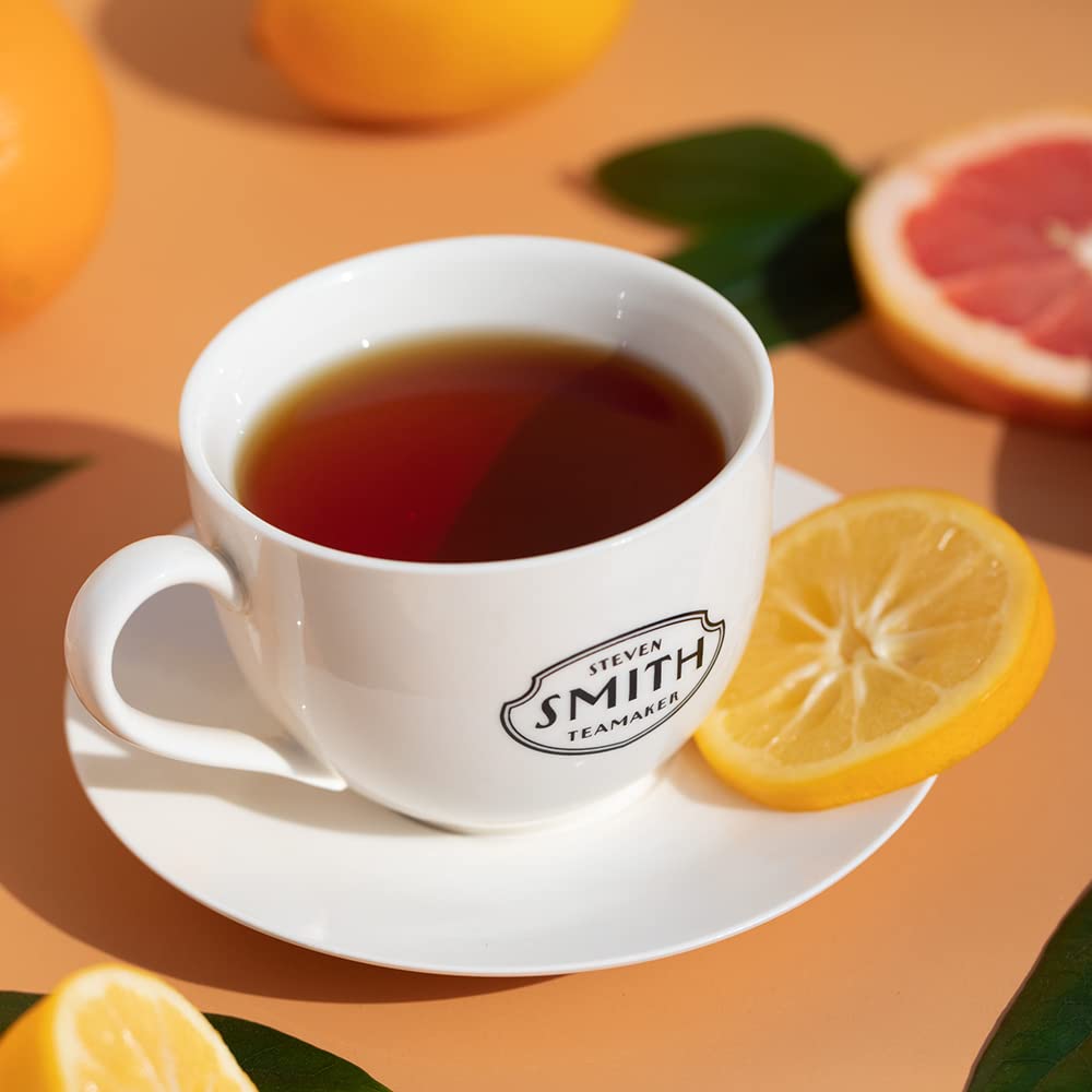 Steven Smith Teamaker sachet close-up displaying plant-based bag and convenient steeping benefit