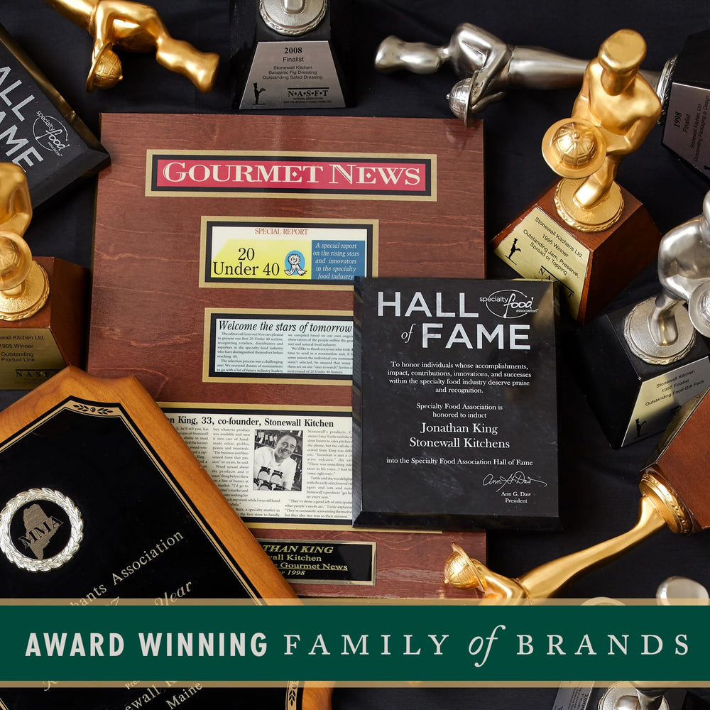 Stonewall Kitchen jar next to sliced fruit showing 12.5 oz scale