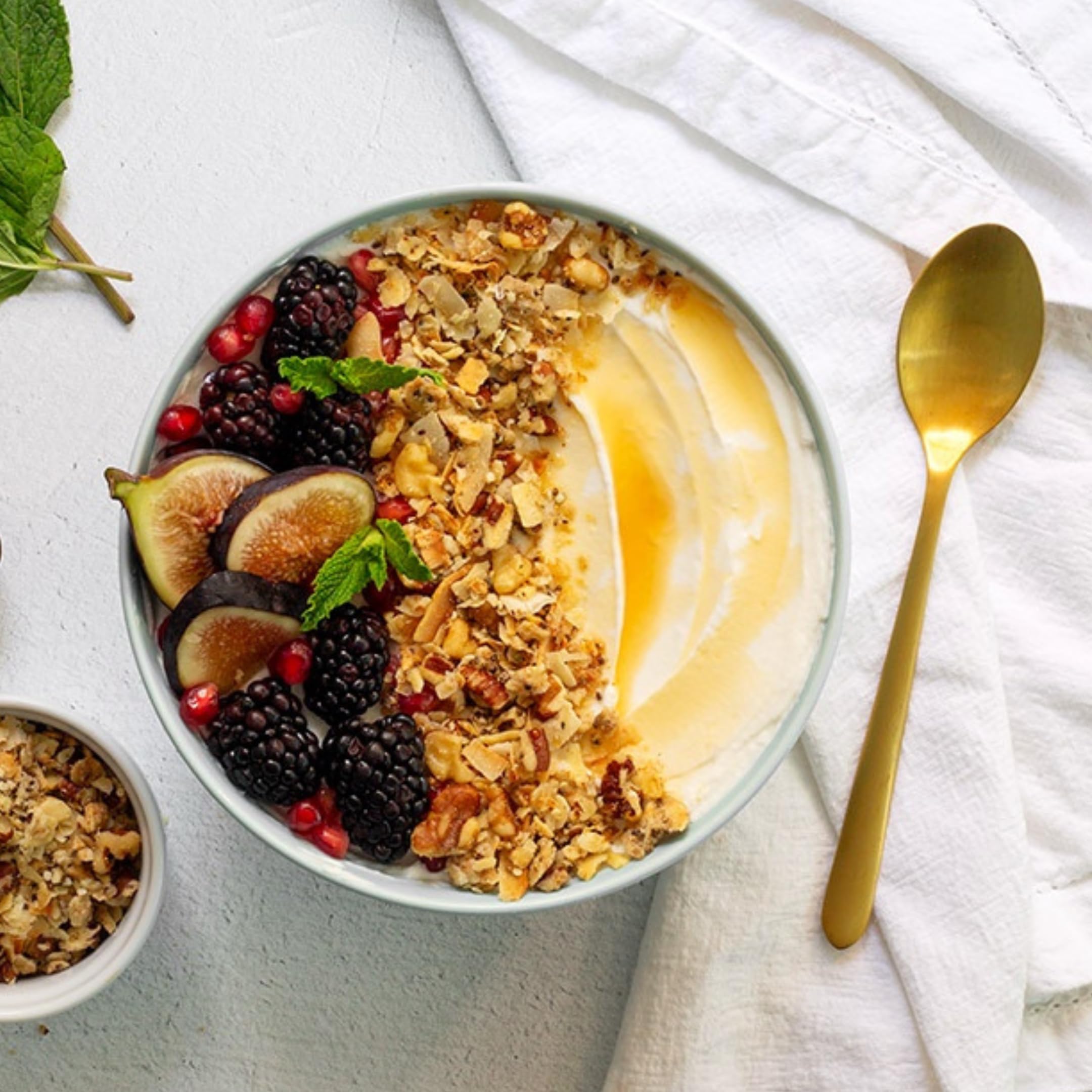Struesli snack on the go pack conveys portable plant-based snack convenience