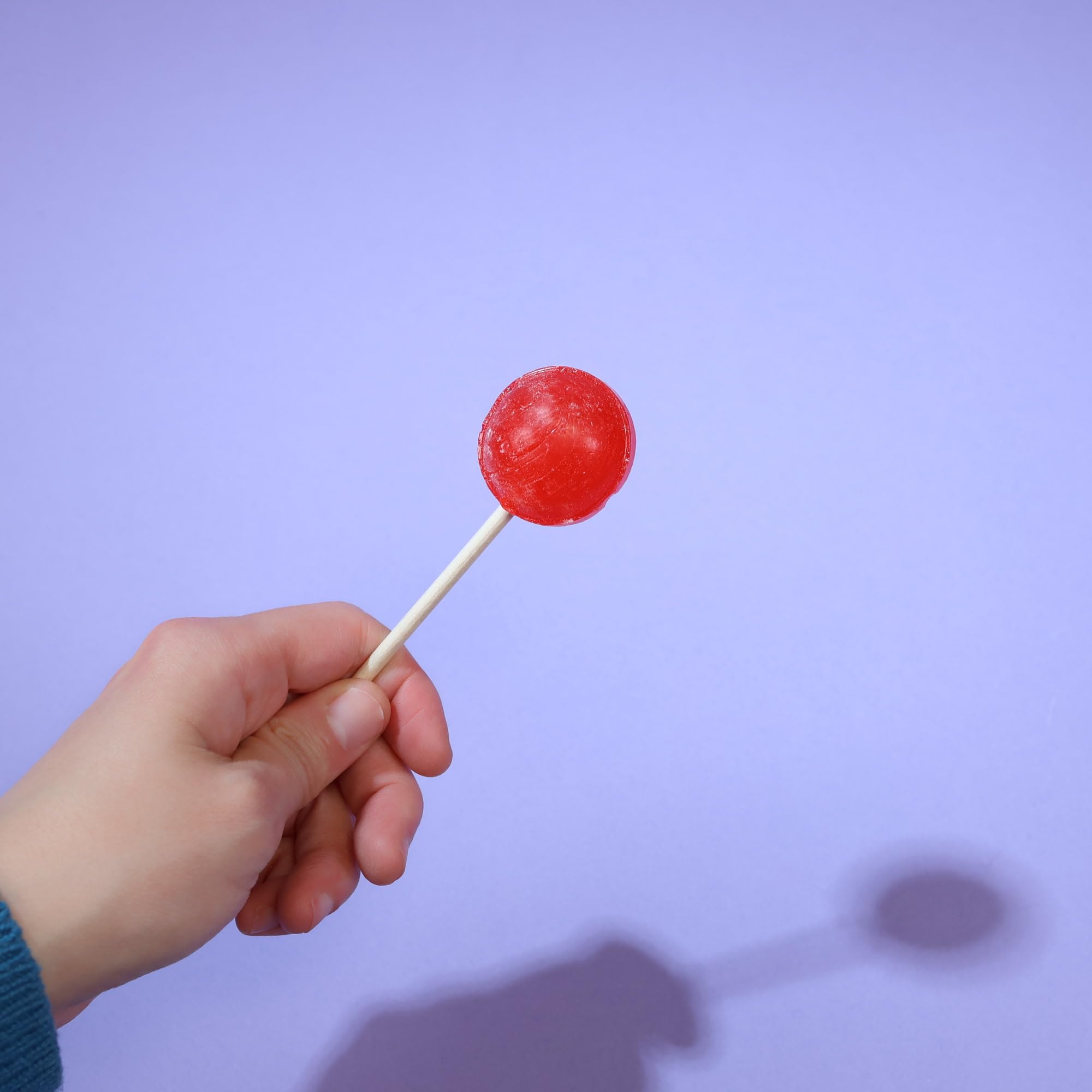 Sugarloo World close-up of a single lollipop texture and vibrant color for flavor clarity