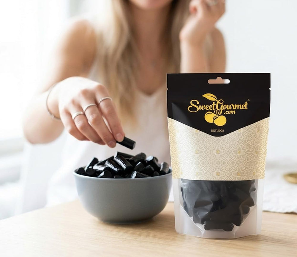 SweetGourmet zip-lock detail emphasizing resealable freshness and storage convenience