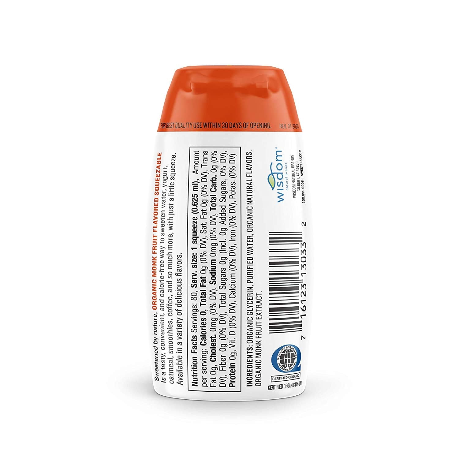 SweetLeaf close-up of bottle tip with droplet highlighting precise dosing benefit