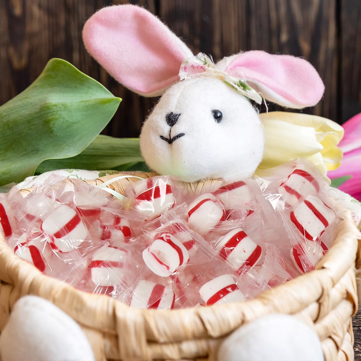 SWEETSIDE CANDY CO. bowl of mints on reception desk for guest convenience