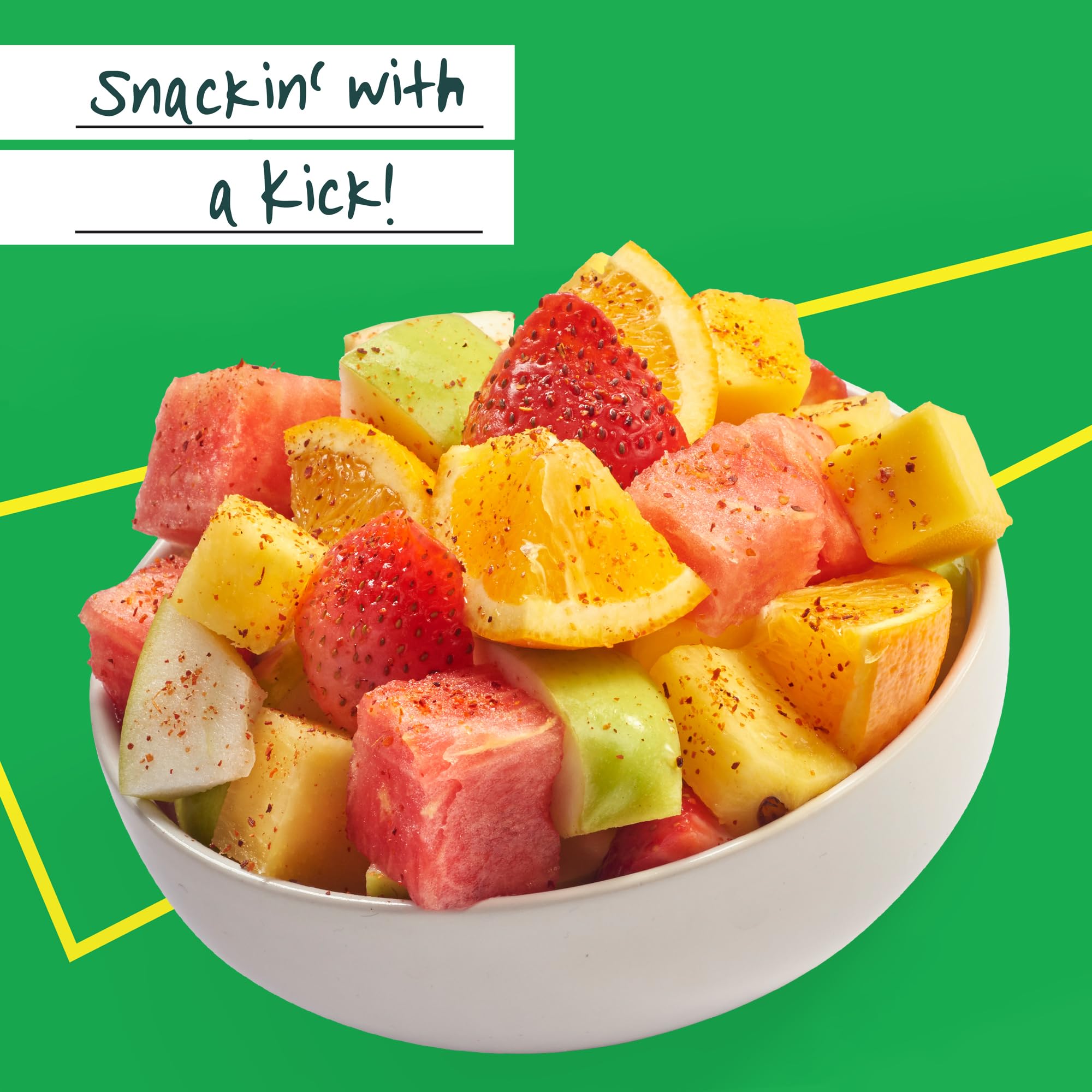 Tajín mini pouch rimming cocktail glass showing citric rim presentation benefit