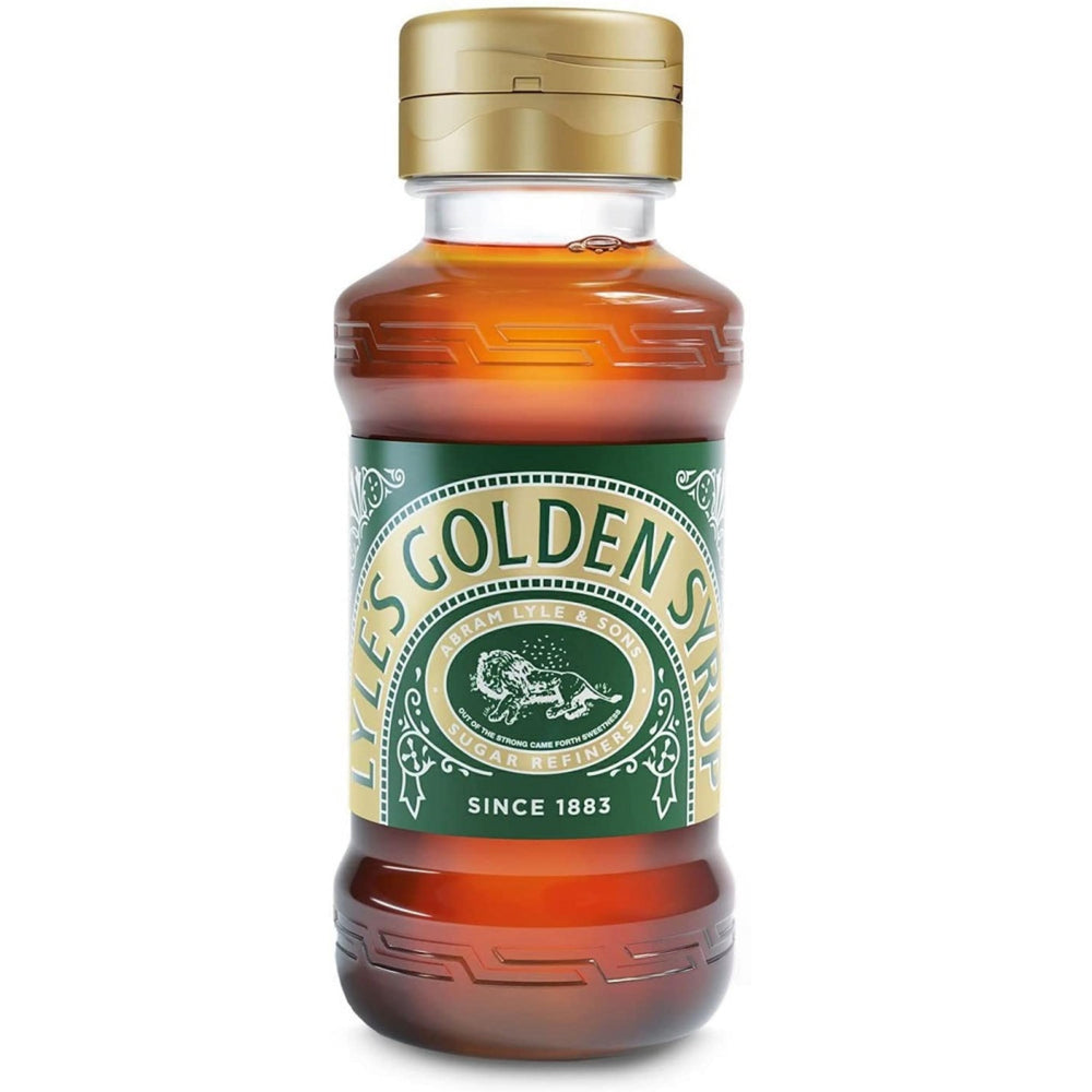 Tate & Lyle's bottle in hand showing 11oz scale and easy-squeeze benefit