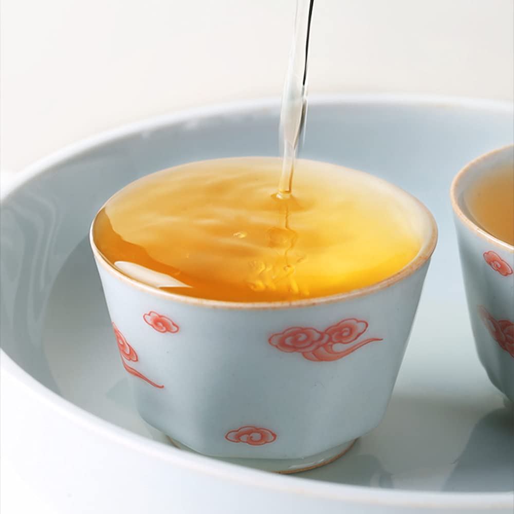 TEARELAE lifestyle tea break scene conveying relaxation and coffee-alternative refreshment