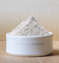 Terrasoul Superfoods glossy sauce thickened with arrowroot showing clear, shiny finish benefit