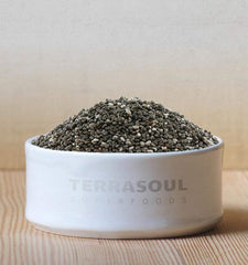 Terrasoul Superfoods chia pudding in glass showing creamy gel texture for satiating breakfasts