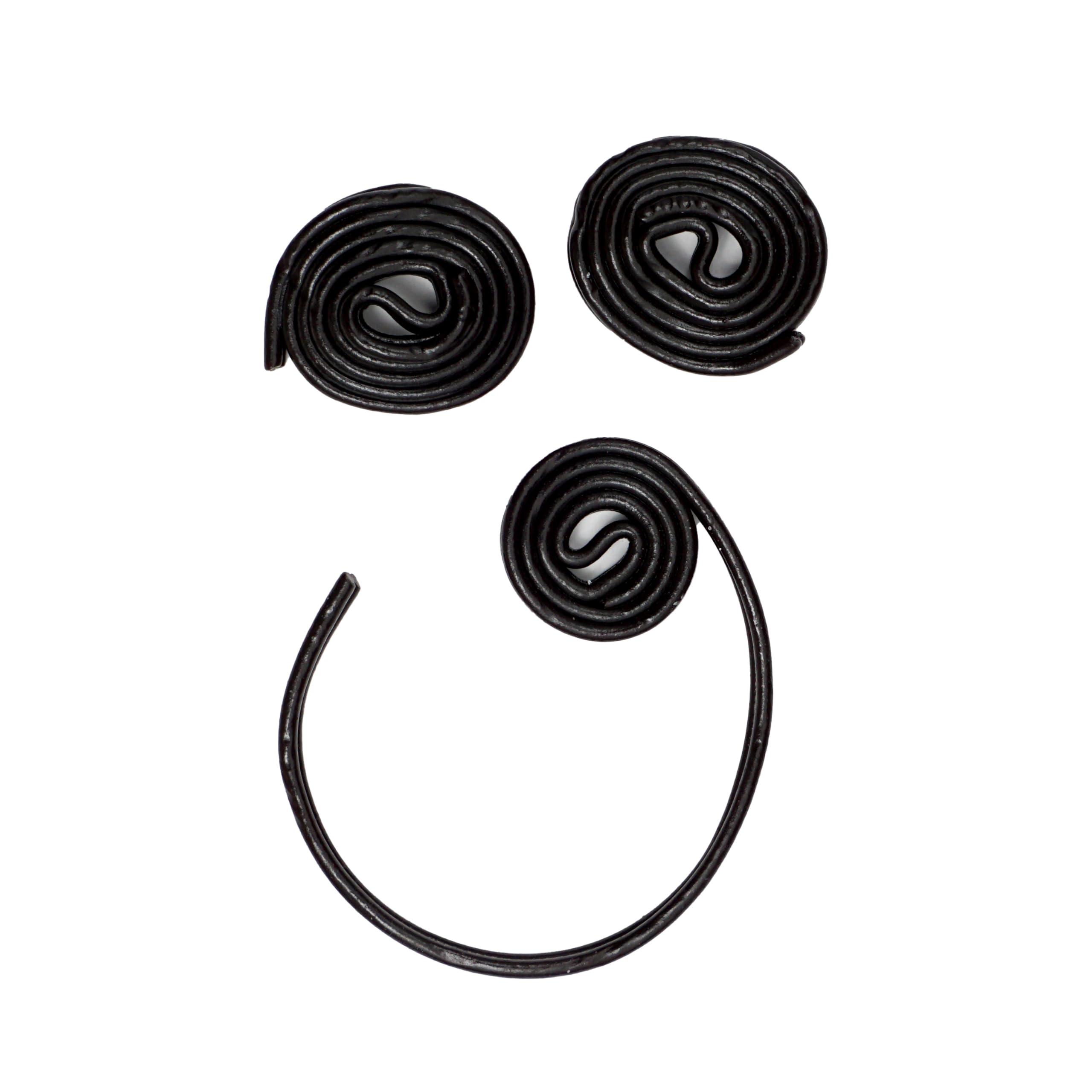 THE HAMPTON CANDY COMPANY hand holding a wheel to show size and portion control
