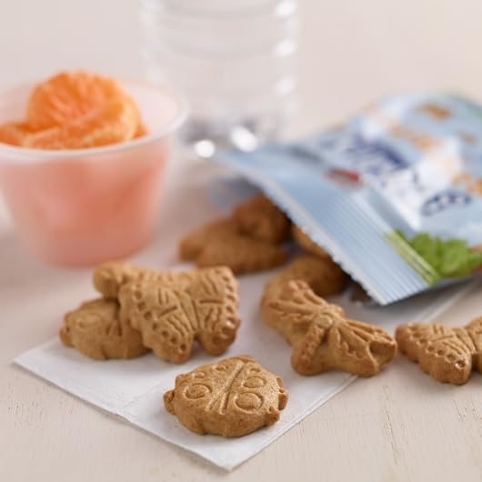 THE HAMPTON CANDY COMPANY Bug Bites served with fruit to show pairing options