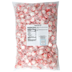 THE HAMPTON CANDY COMPANY close-up of red and white swirl highlighting classic peppermint look