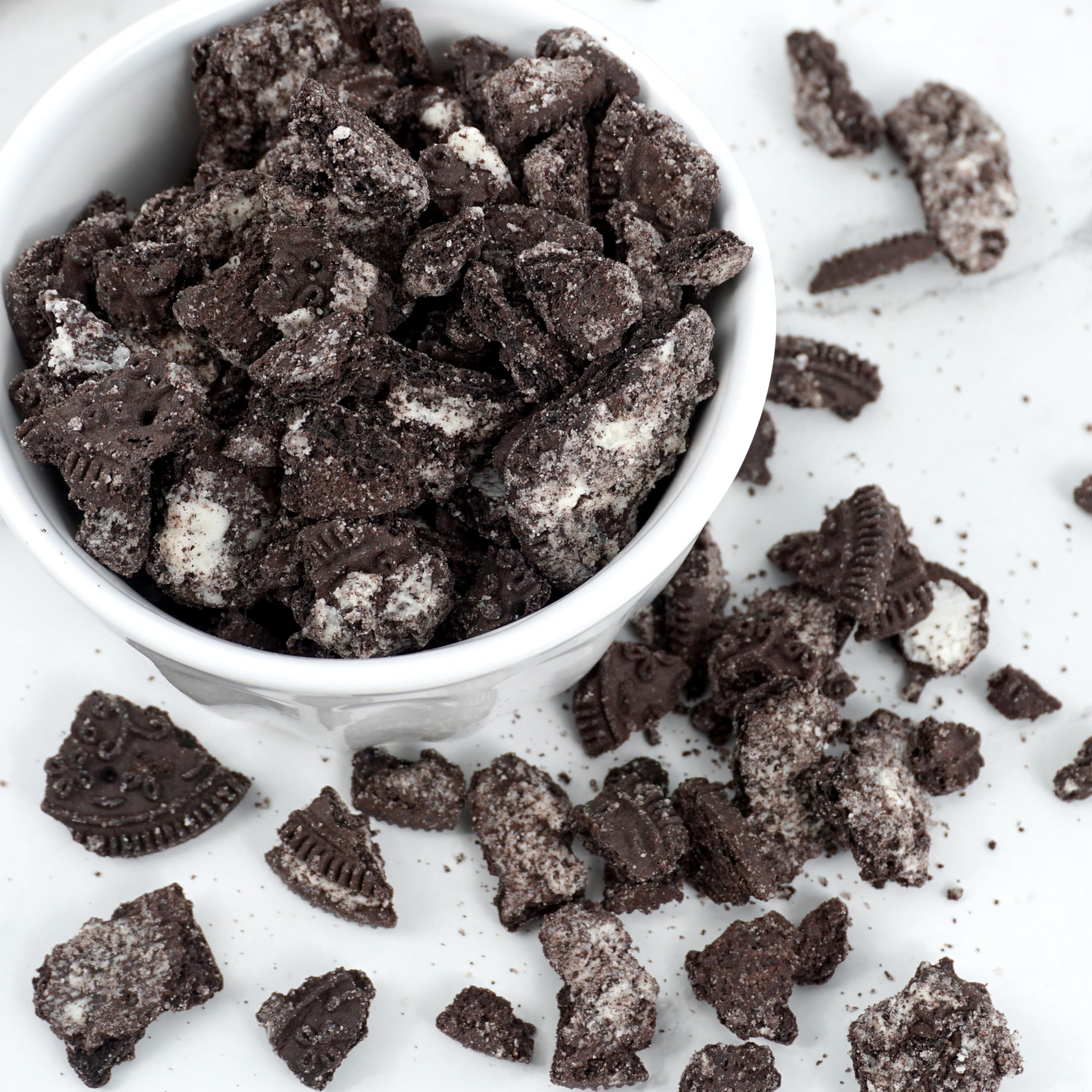 THE HAMPTON CANDY COMPANY close-up crumb texture highlighting crunchy pieces and flavor