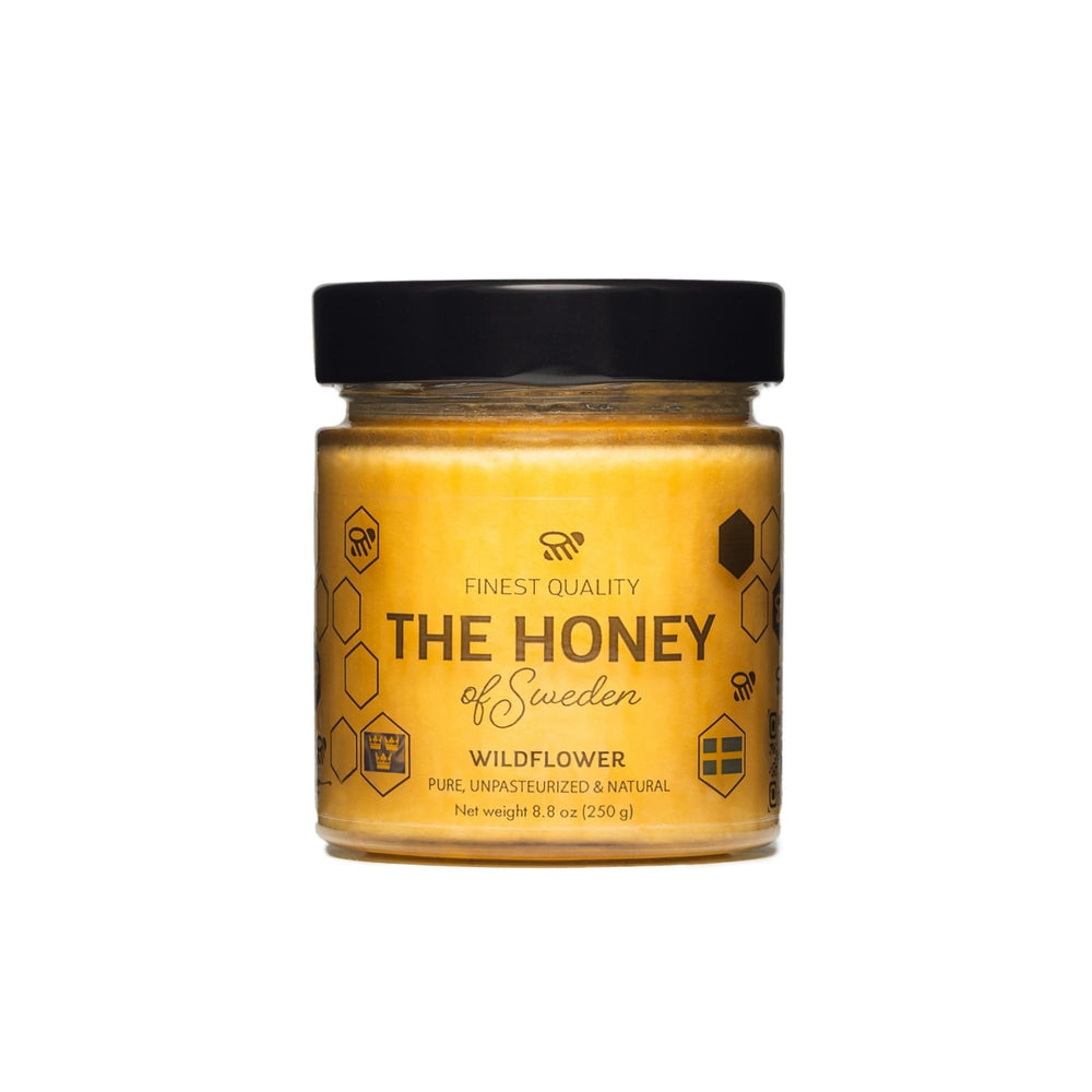 THE HONEY OF SWEDEN glass jar front label showing premium packaging and traceability benefit