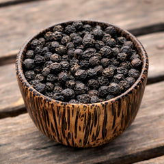 THE ORGANIC PANTRY front packaging view showing organic Tellicherry peppercorns, clear labeling benefit